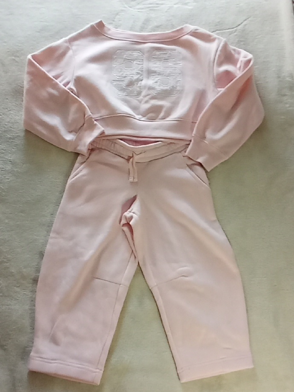 WEEKEND ACADEMY PINK 96 SWEATSETS BOTTOMS (XS 4-5) TOP (S 6-7) NWT